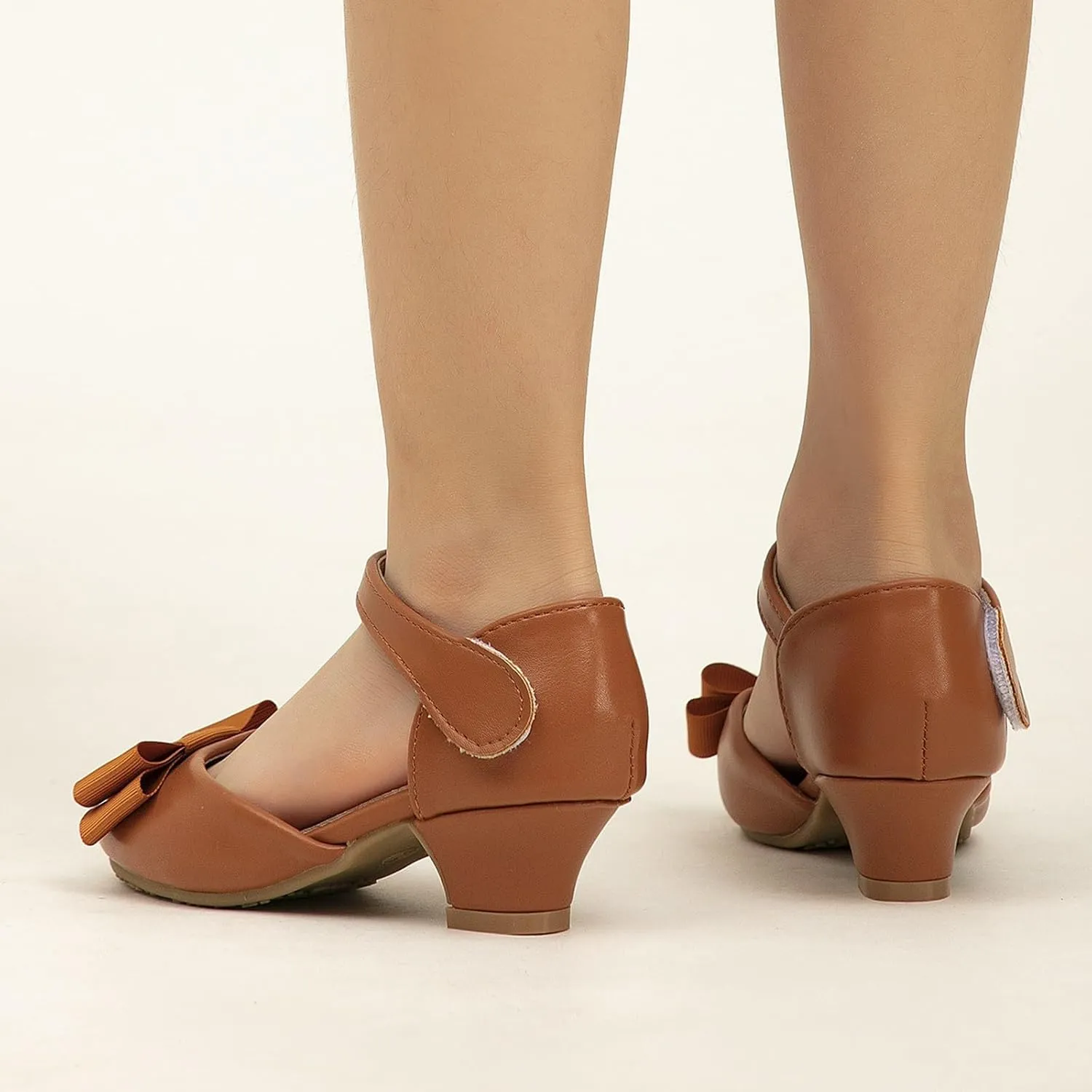 Children's Back Strap Water Sandal Girls Princess Shoes Little Girls Hollow Bow Sandals Children's Dance Performance Dress High Heels