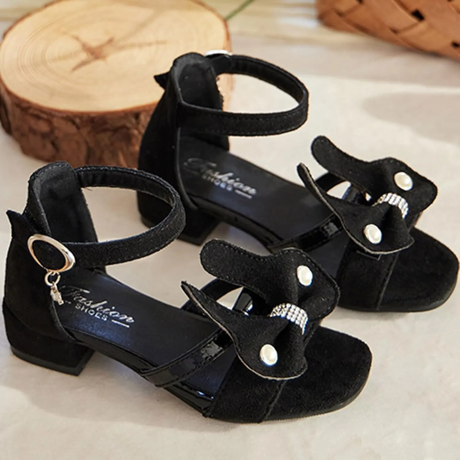 Girls Sandals Party Shoes Children Slippers Cartoon Dinosaur Flat Bottom Home Breathable Beach Slippers