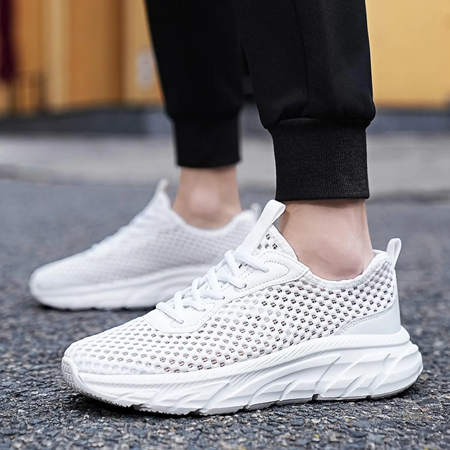 Men Sports Shoes Fashionable and Simple Solid Color Hollowed Out Mesh Breathable and Mens Sneaker Boot Shoes
