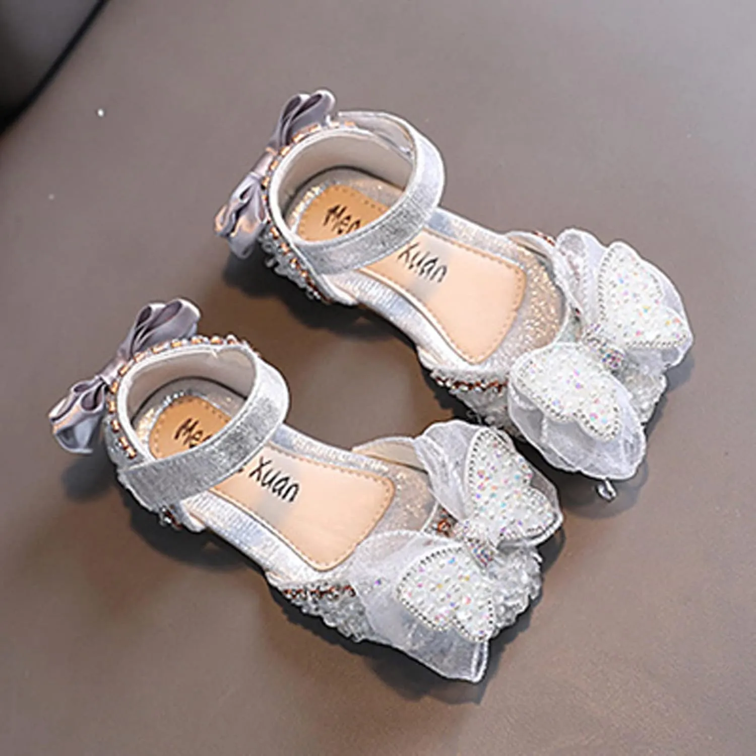 Princess Shoes for Kids Fashion Spring and Summer Girls Sandals Dress Dance Show Princess Shoes Flat Bottom Rhinestone (Silver-b, 2 Big Kids)