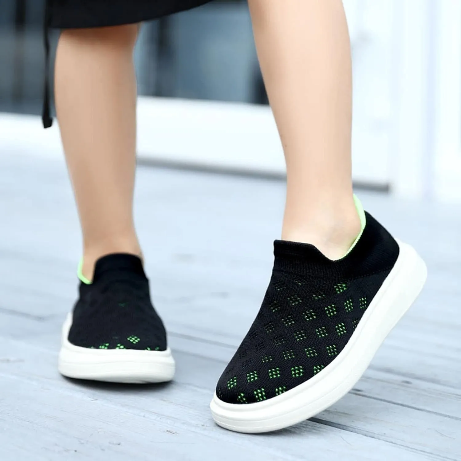 Toddler Tennis Shoes Boys Girls Slip On Casual Running Shoes Woven Breathable Soft Soled Sports Outdoor Shoes