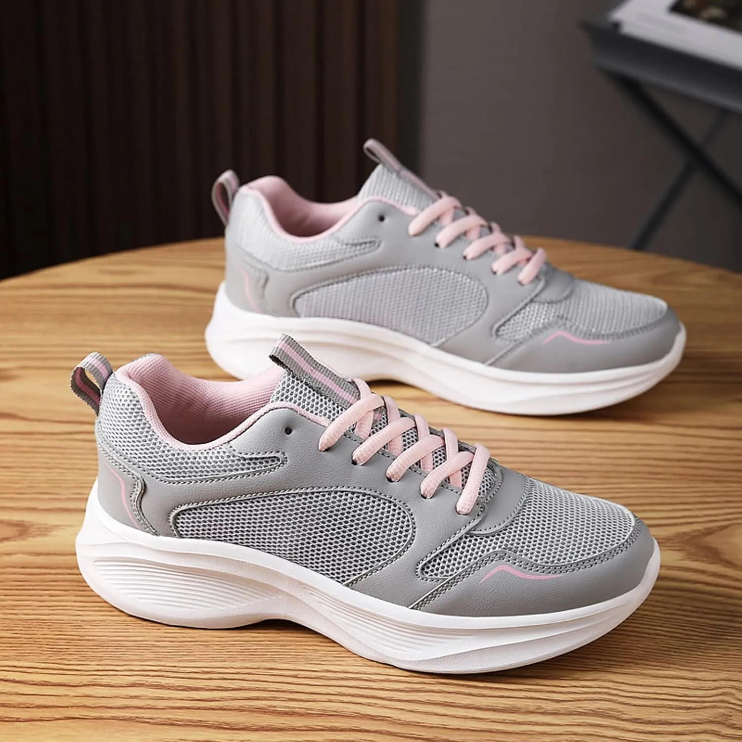 Womens Running Shoes Women Fashion Breathable Comfortable Athletic Sneakers Non Slip Lace Up Tennis Shoes
